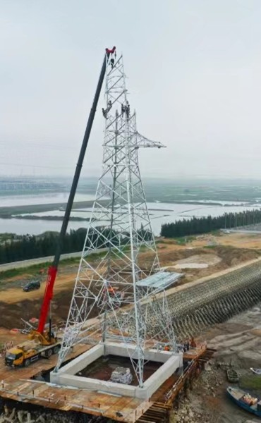 輸電線(xiàn)路鐵塔安裝